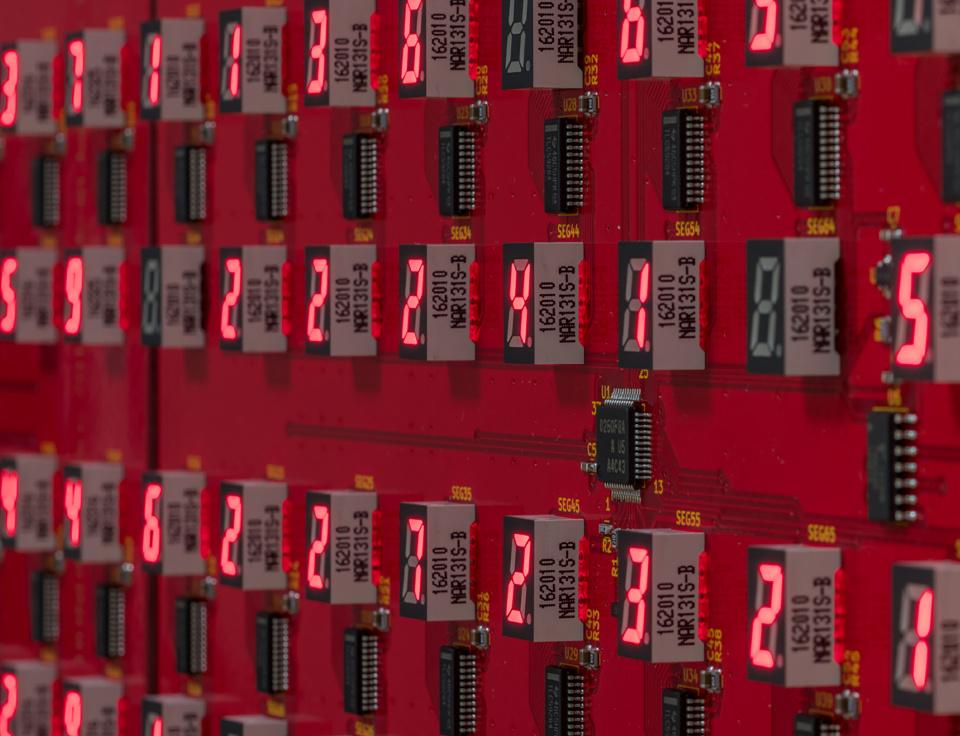 Tatsuo Miyajima: Innumerable Life / Buddha
