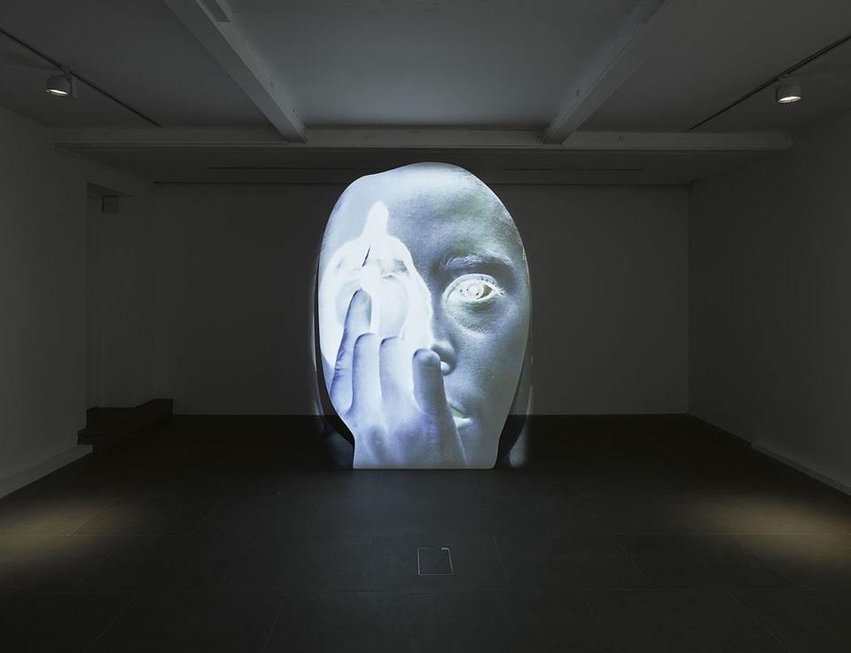 Tony Oursler – template/variant/friend/stranger