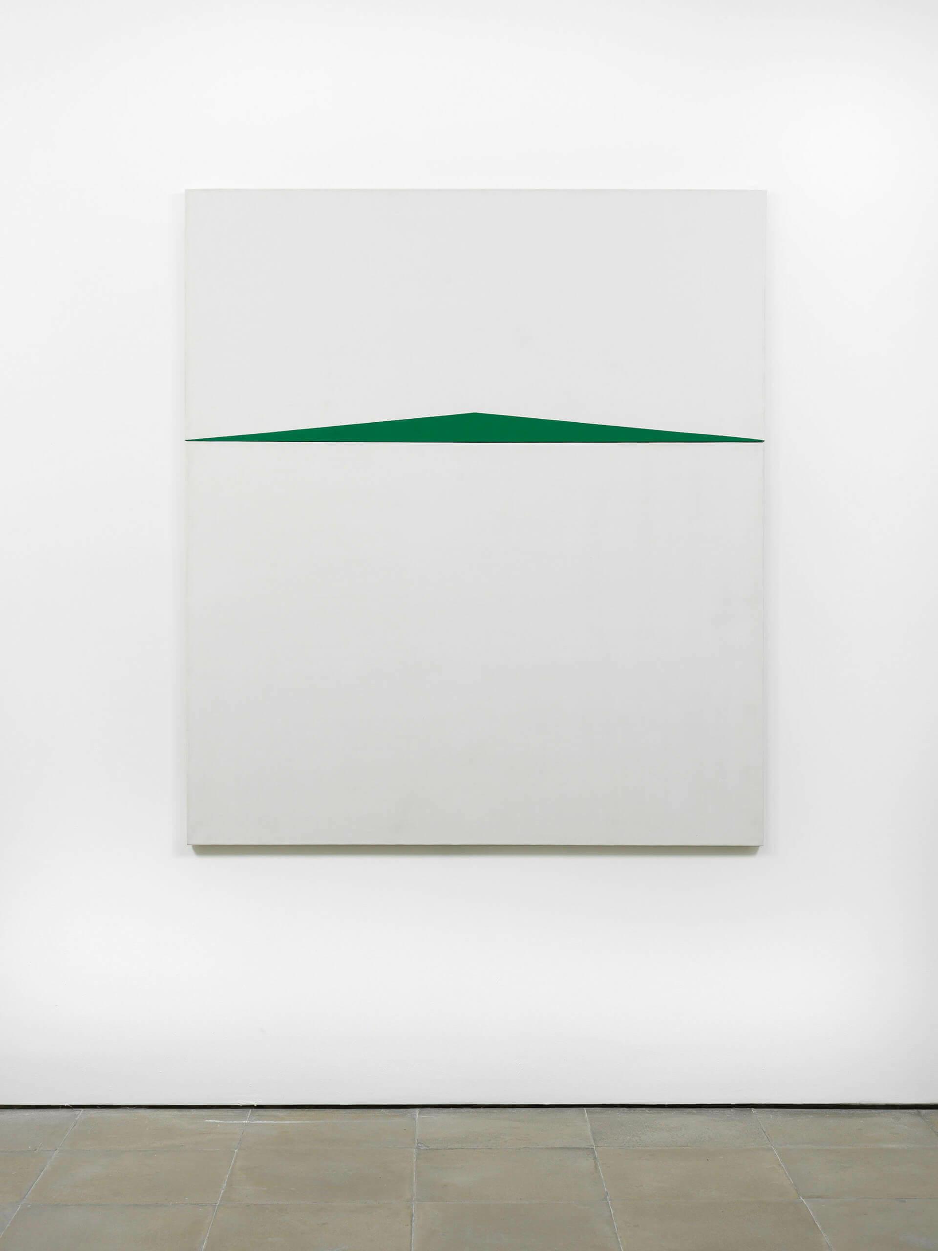 Blanco y Verde by Carmen Herrera